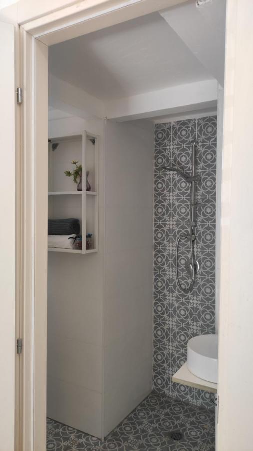 Lovely Studio With Balcony Apartment Rehovot Luaran gambar